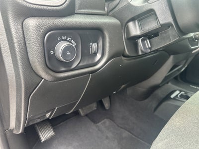 2021 RAM 2500 Tradesman Crew Cab 4x4 6'4' Box