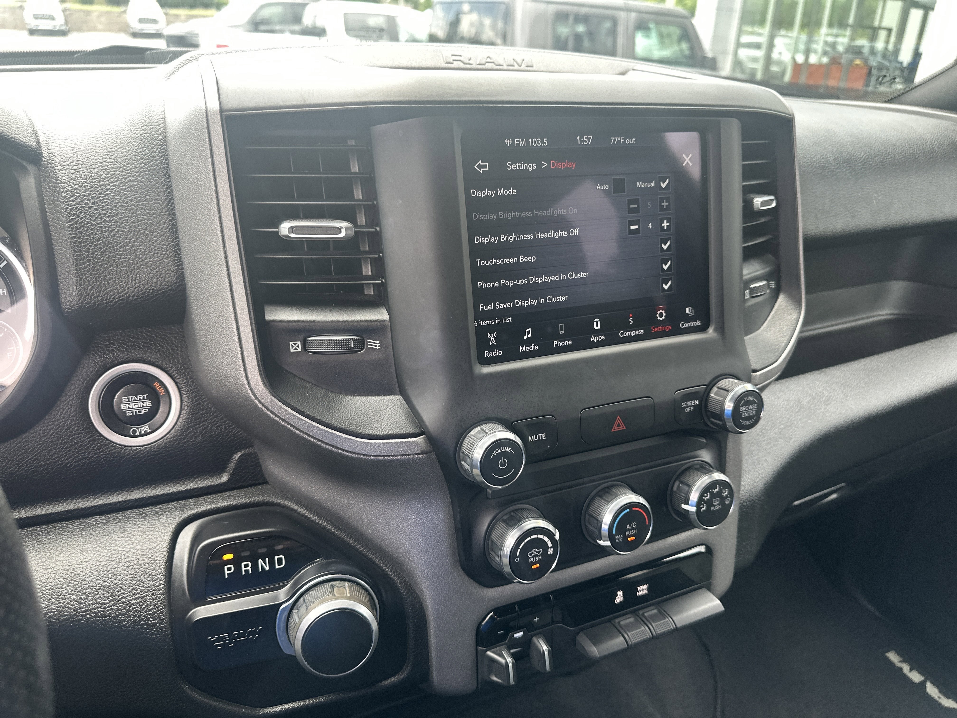2021 RAM 2500 Tradesman Crew Cab 4x4 6'4' Box
