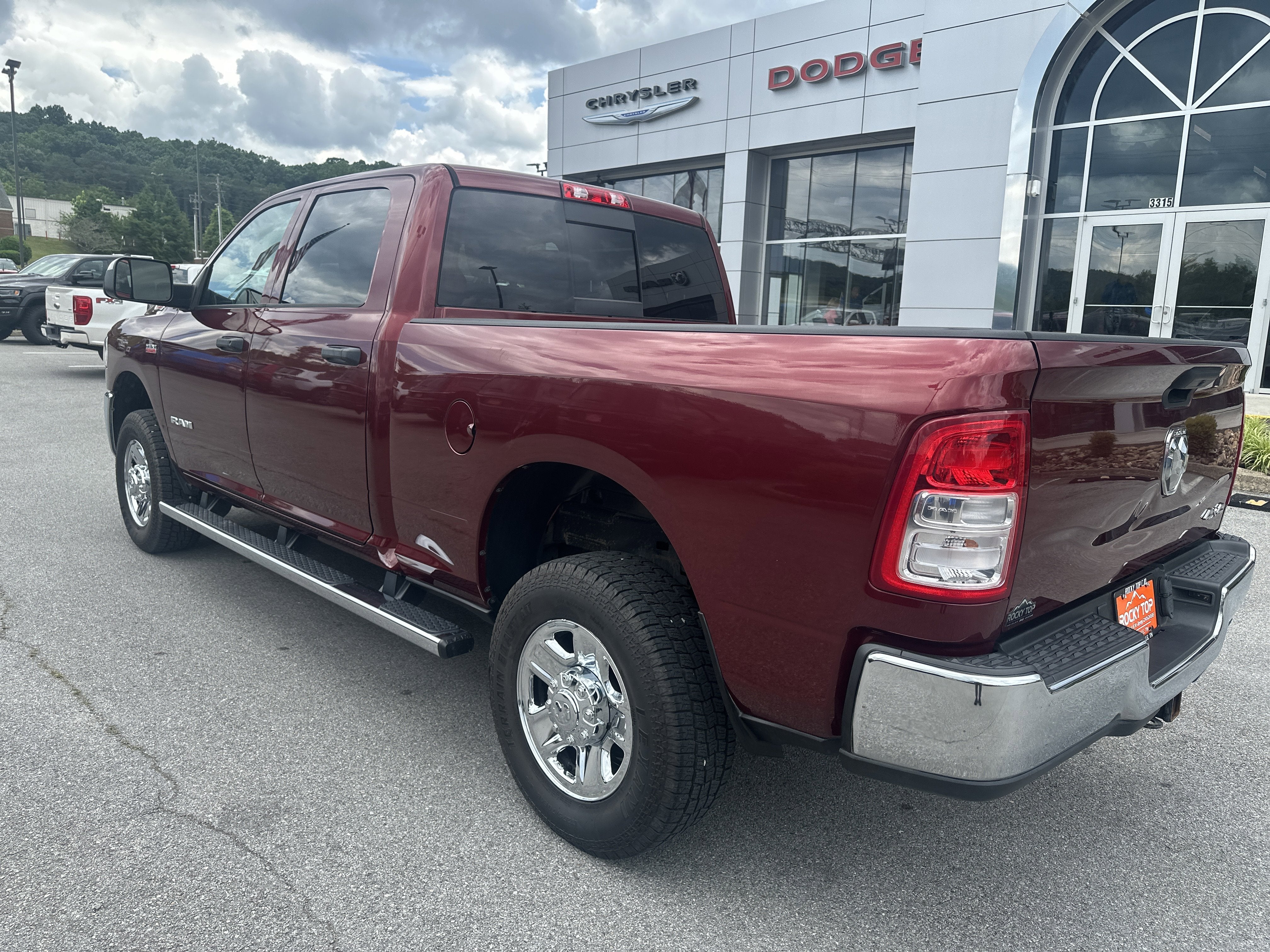 2021 RAM 2500 Tradesman Crew Cab 4x4 6'4' Box