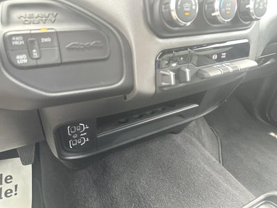 2024 RAM 2500 Big Horn Crew Cab 4x4 6'4' Box