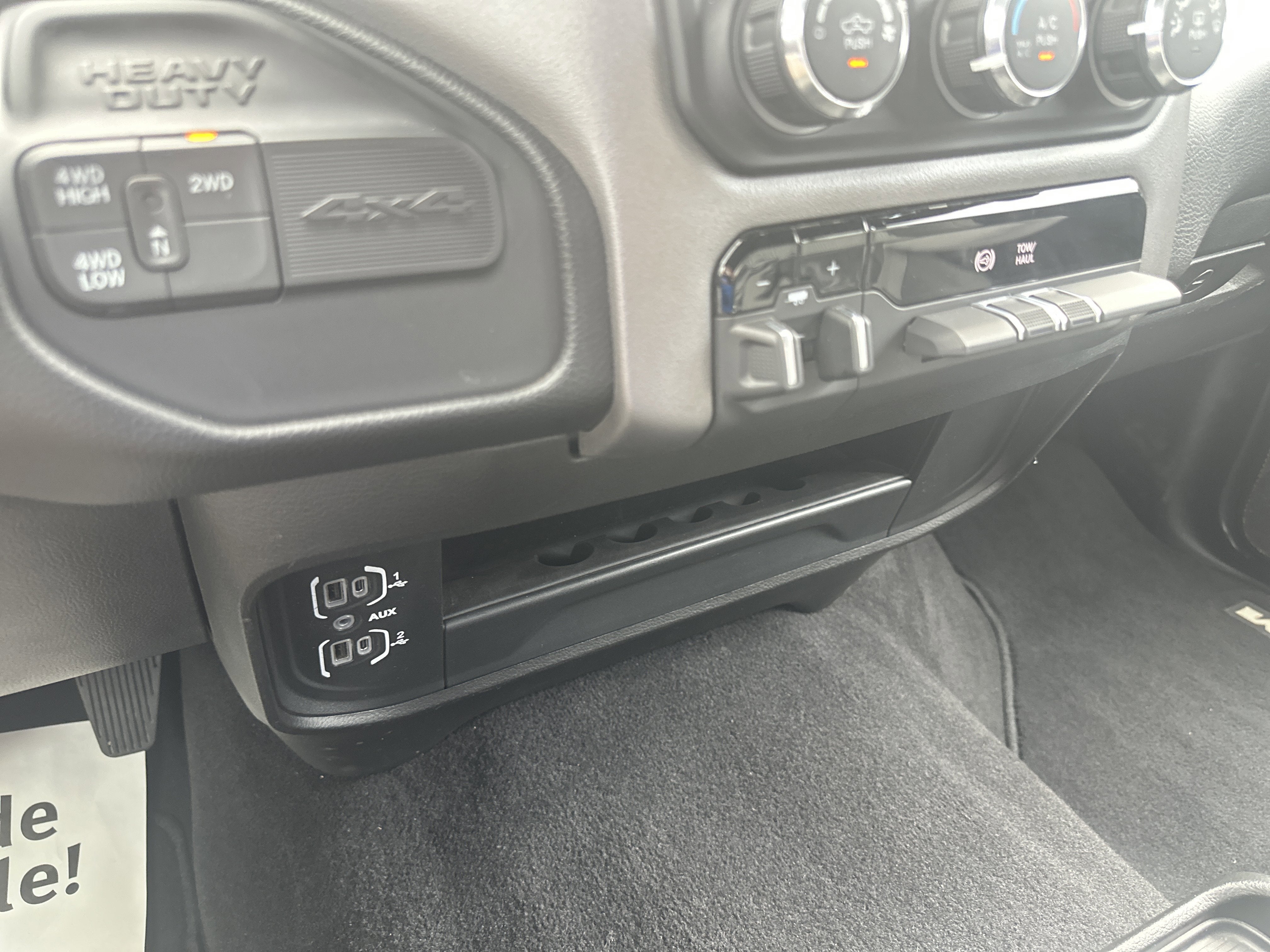 2024 RAM 2500 Big Horn Crew Cab 4x4 6'4' Box