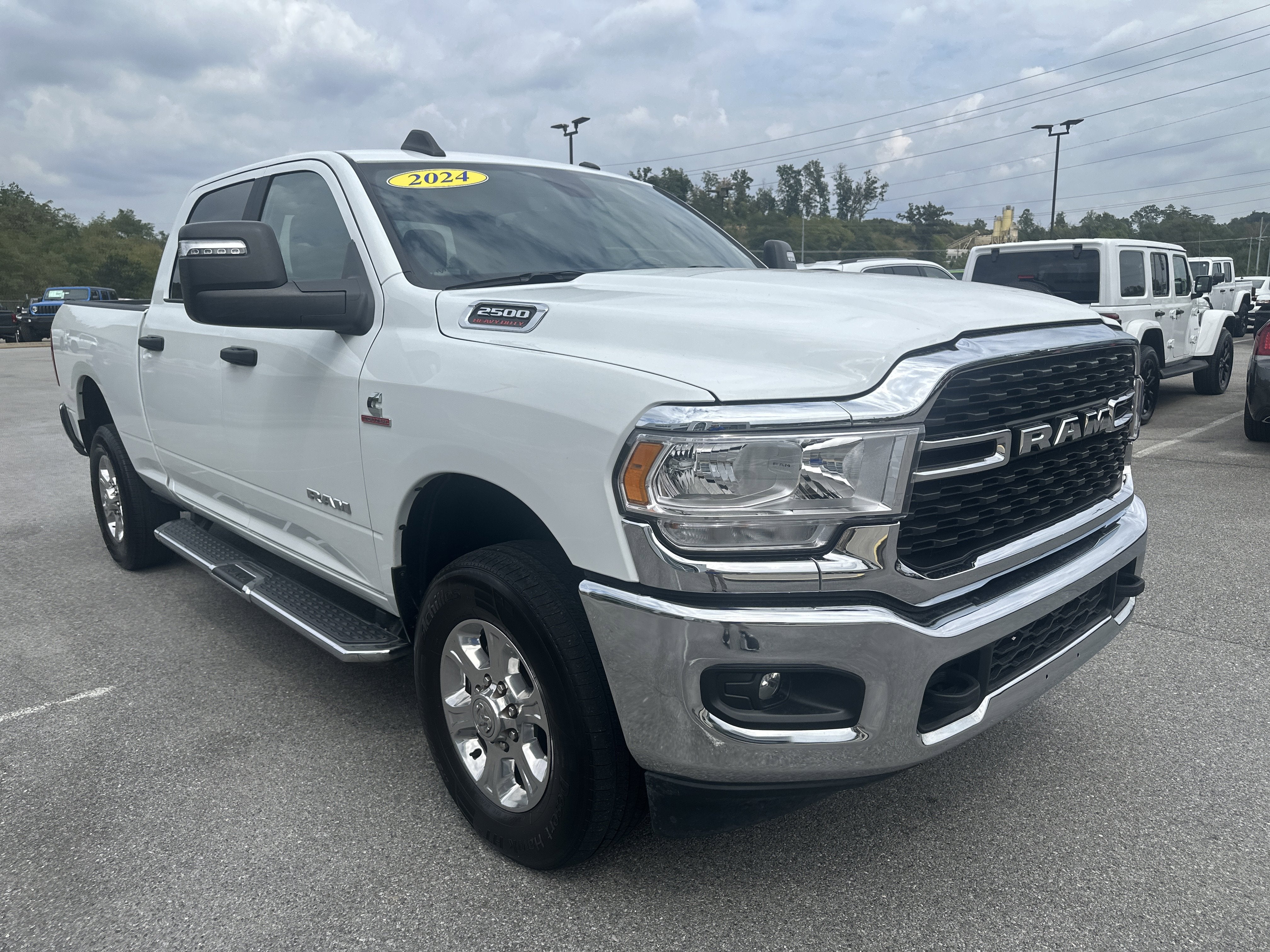 2024 RAM 2500 Big Horn Crew Cab 4x4 6'4' Box