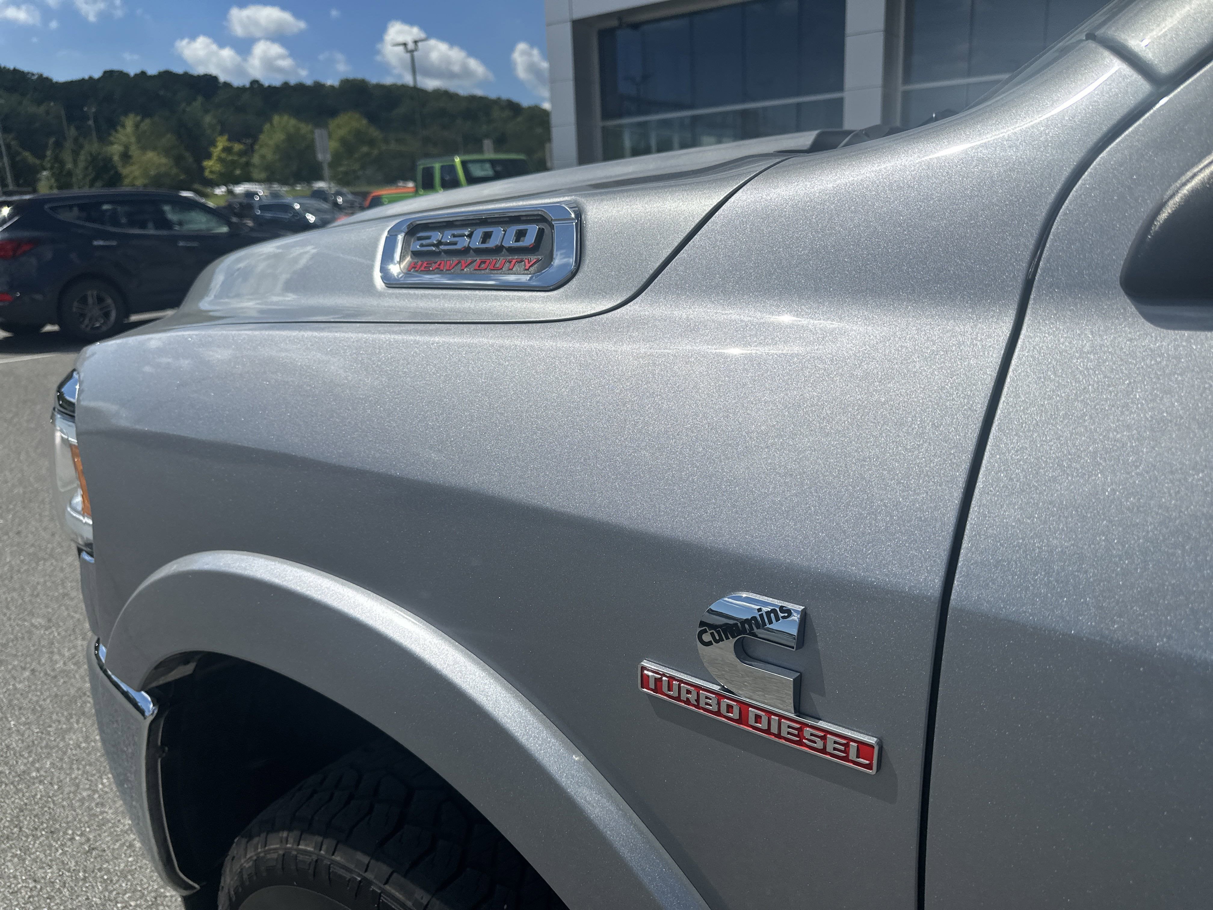 2022 RAM 2500 Laramie Crew Cab 4x4 6'4' Box