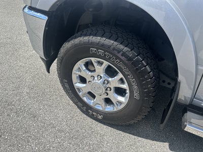 2022 RAM 2500 Laramie Crew Cab 4x4 6'4' Box