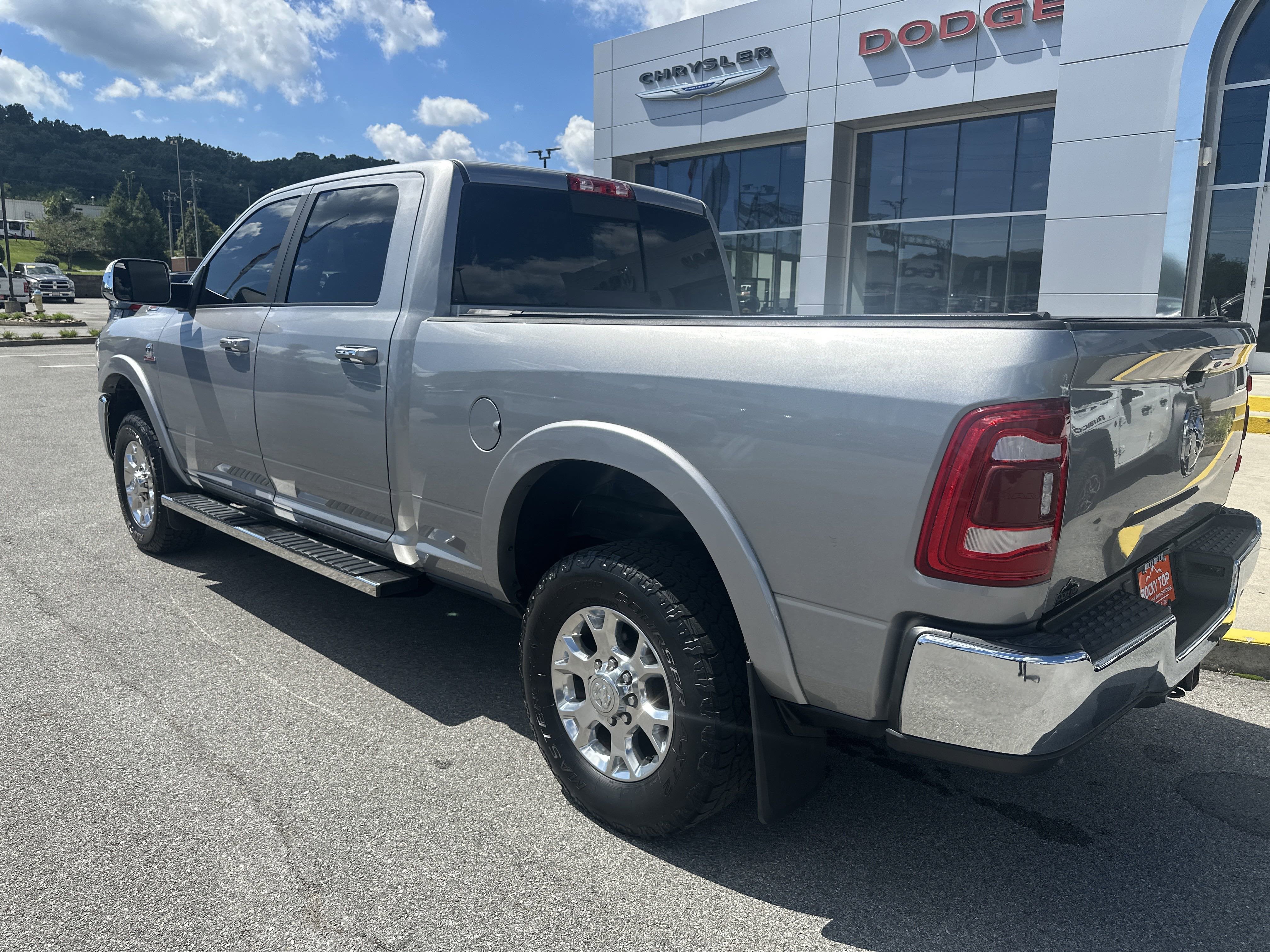 2022 RAM 2500 Laramie Crew Cab 4x4 6'4' Box