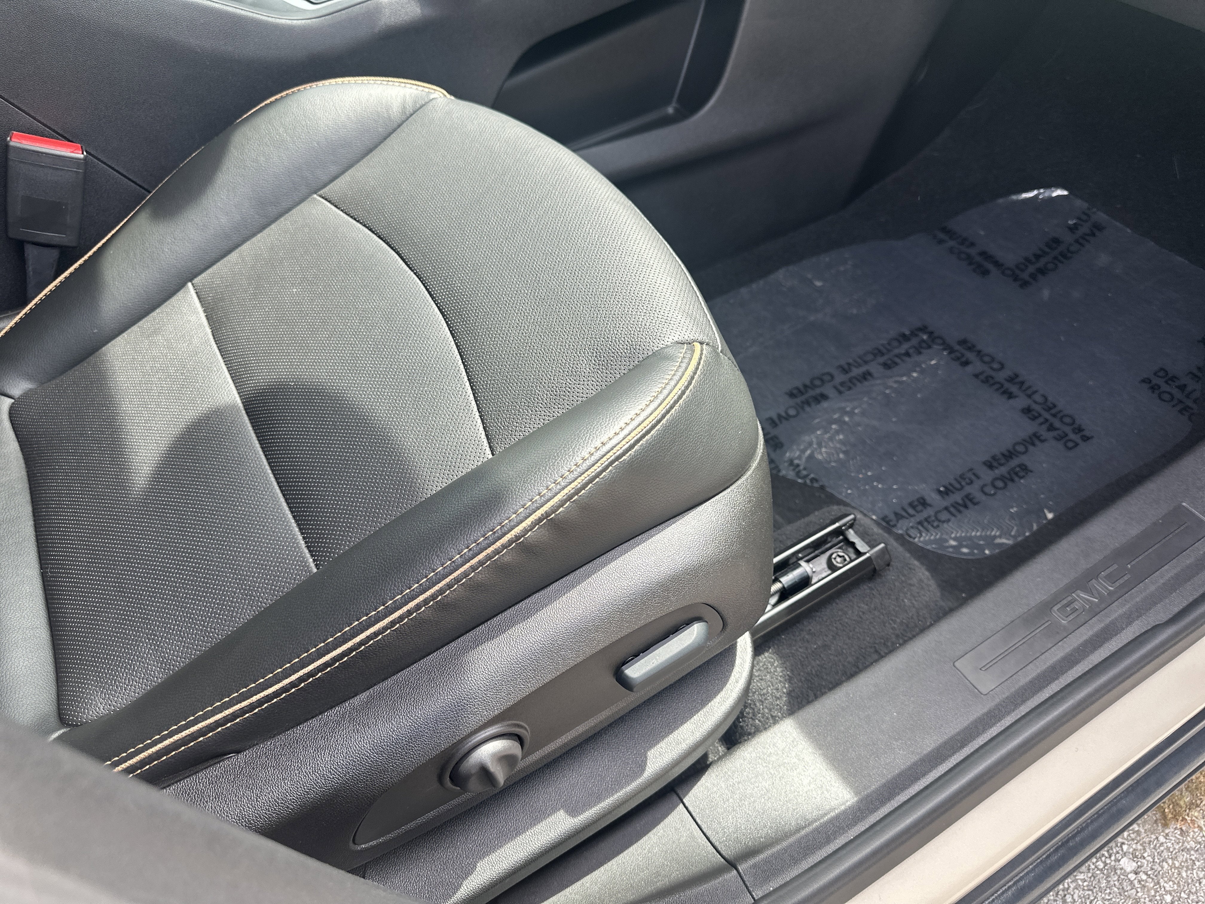 2023 GMC Terrain AWD AT4