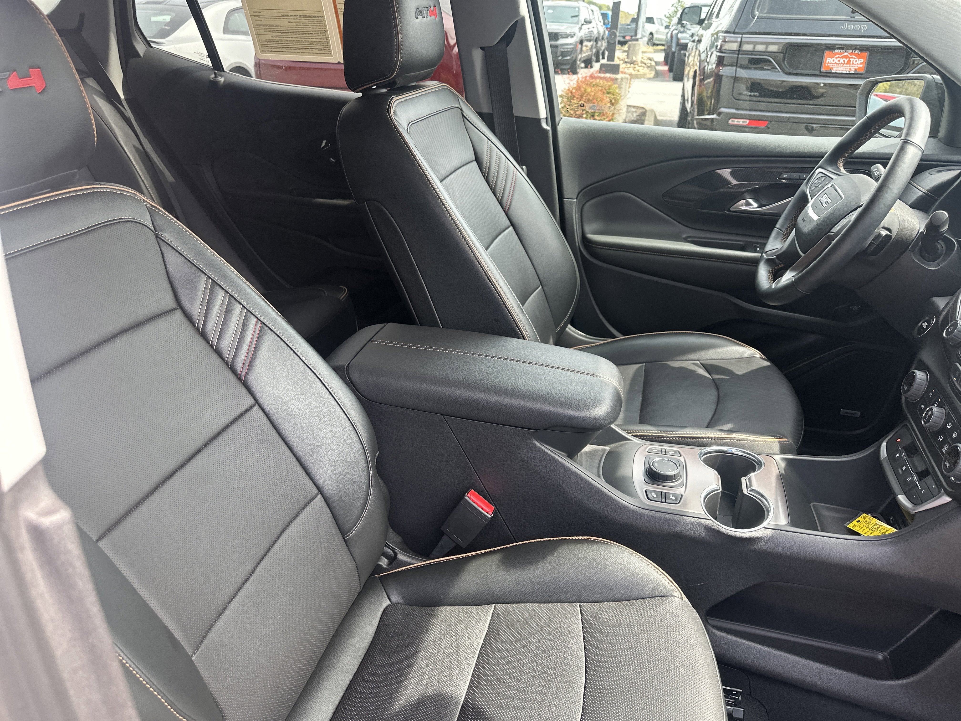 2023 GMC Terrain AWD AT4