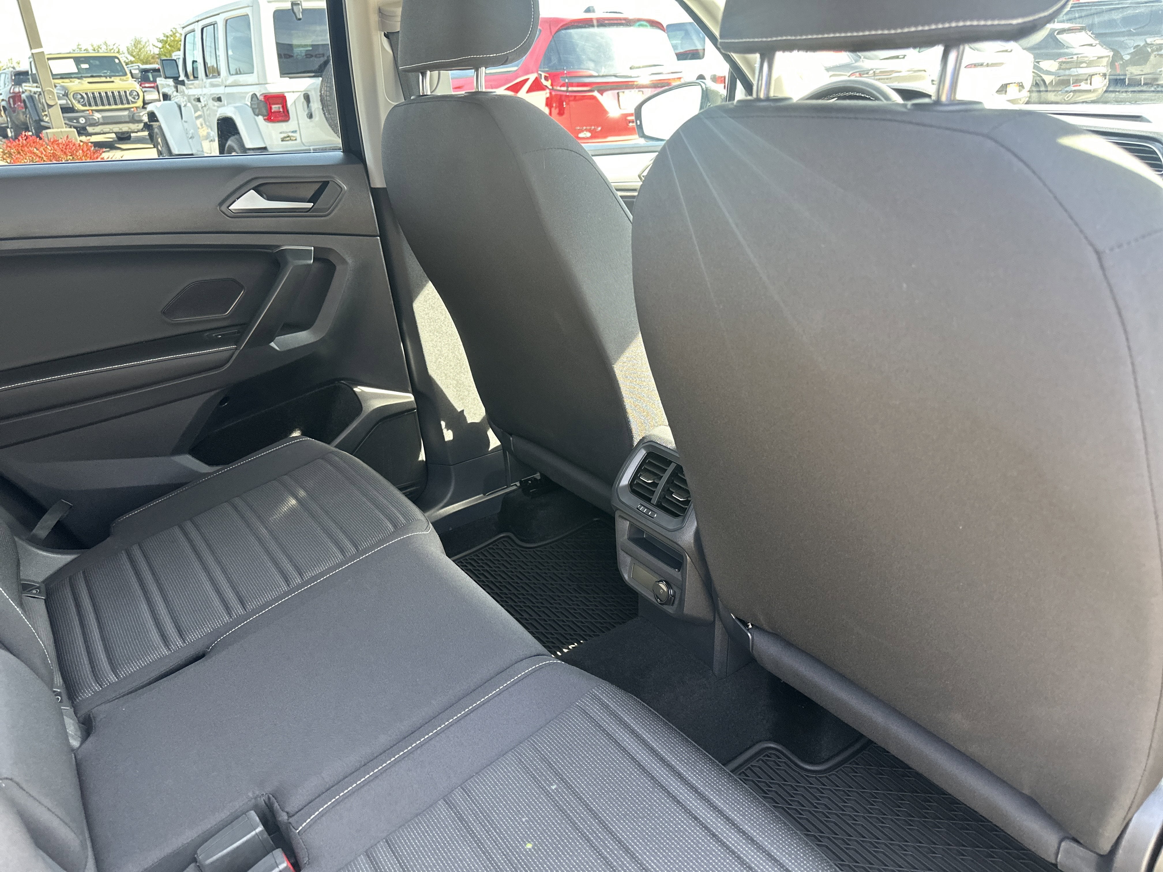 2024 Volkswagen Tiguan 2.0T S