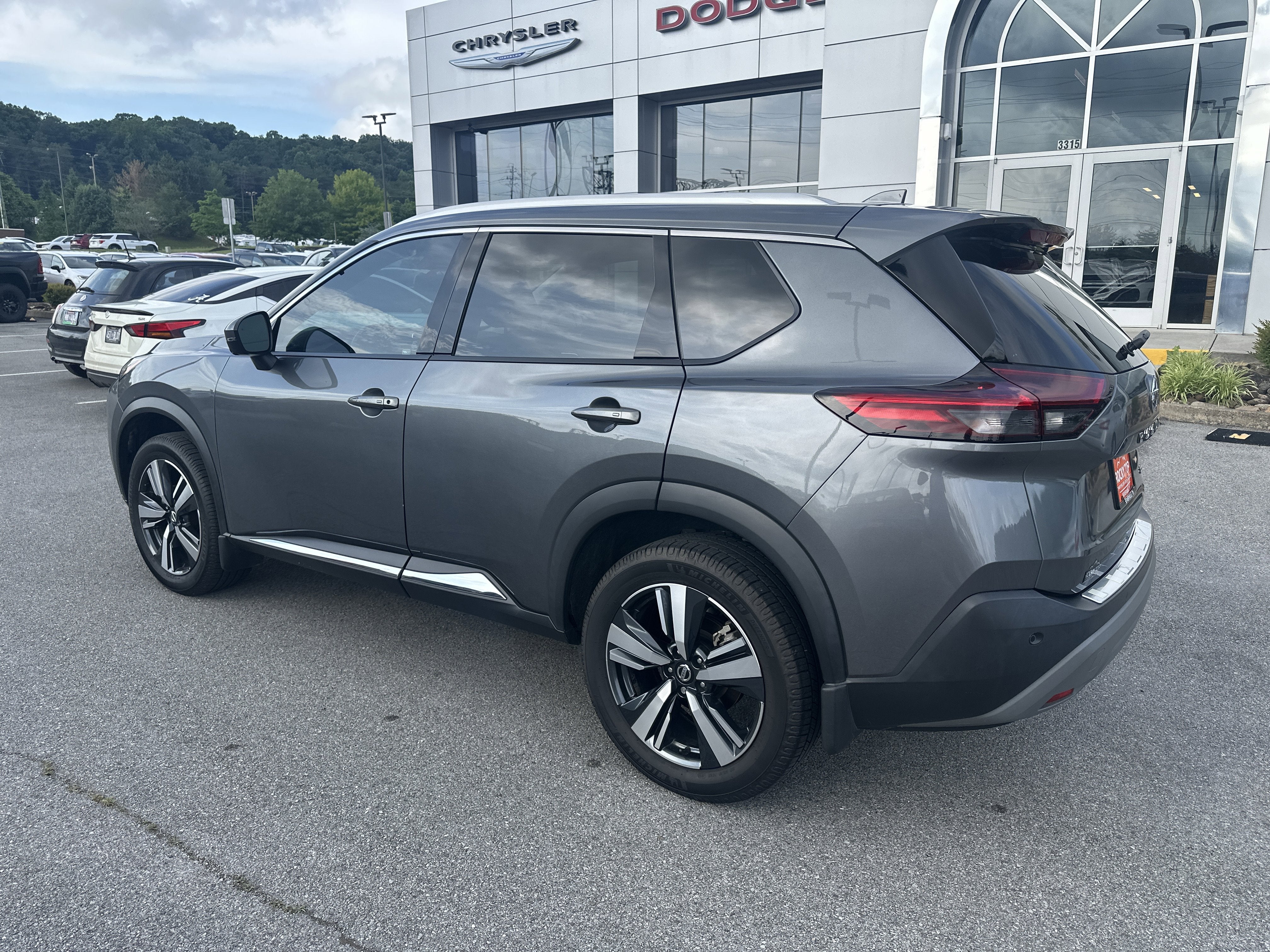 2021 Nissan Rogue SL FWD