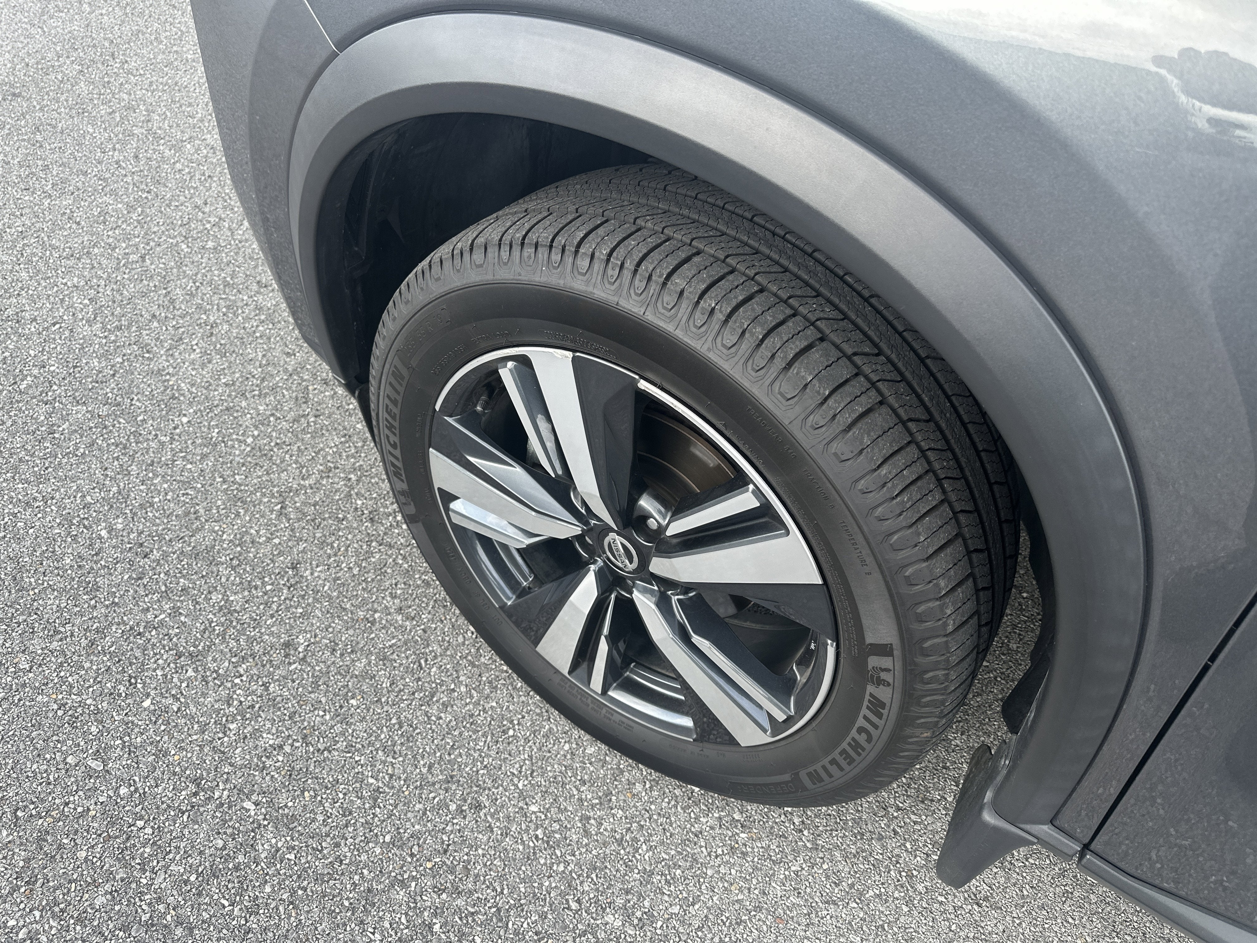 2021 Nissan Rogue SL FWD