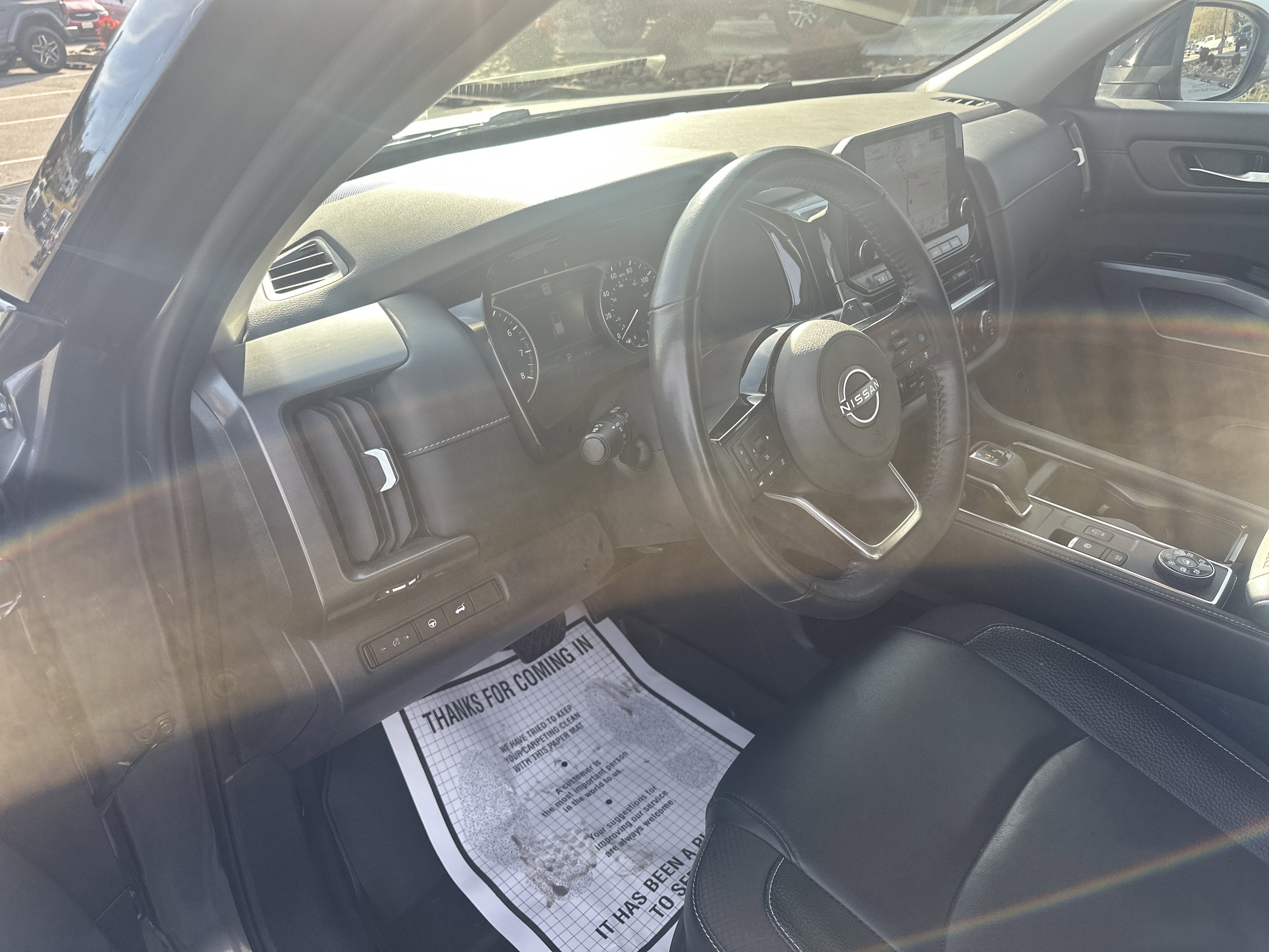 2022 Nissan Pathfinder SL 4WD