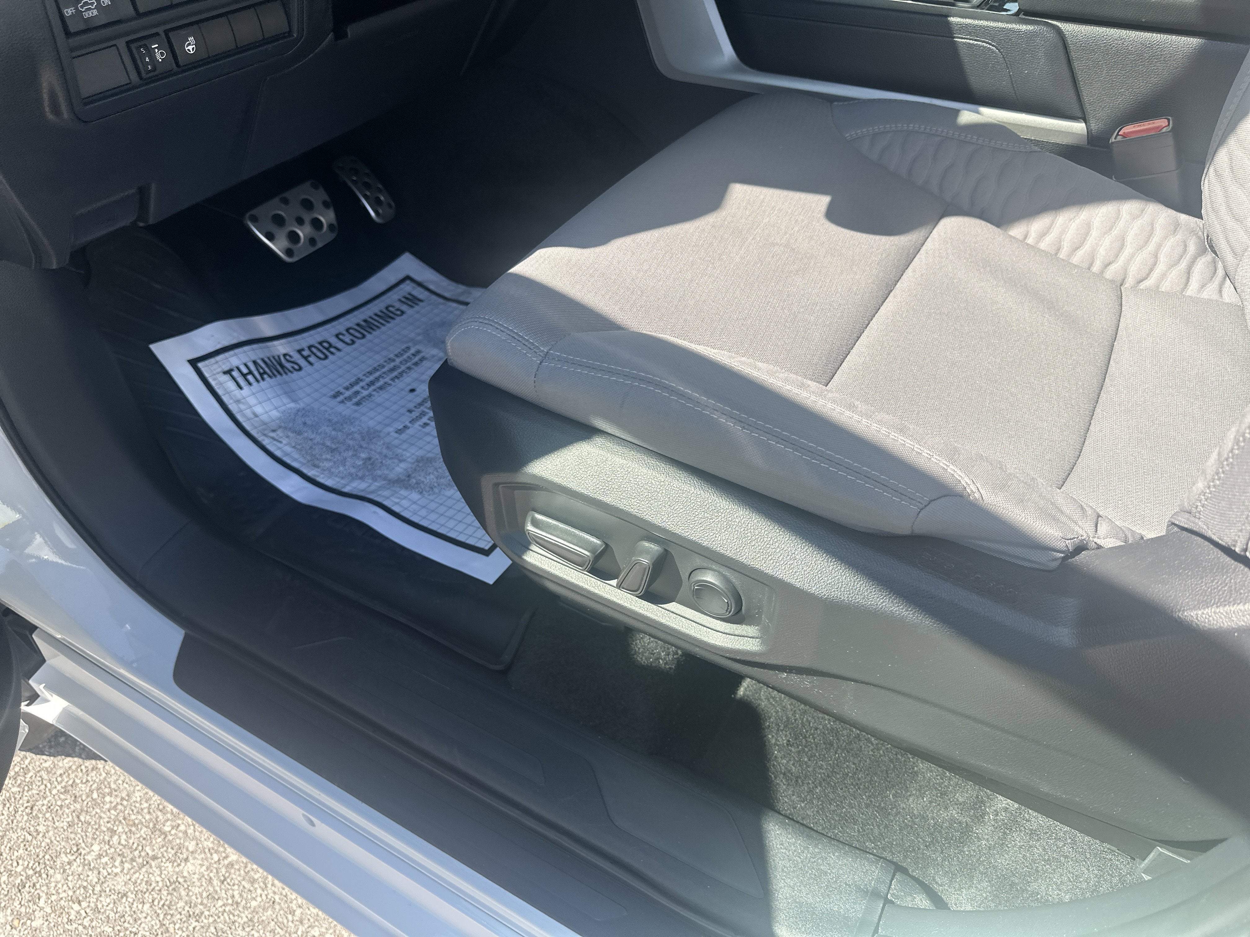 2025 Toyota Tundra SR5