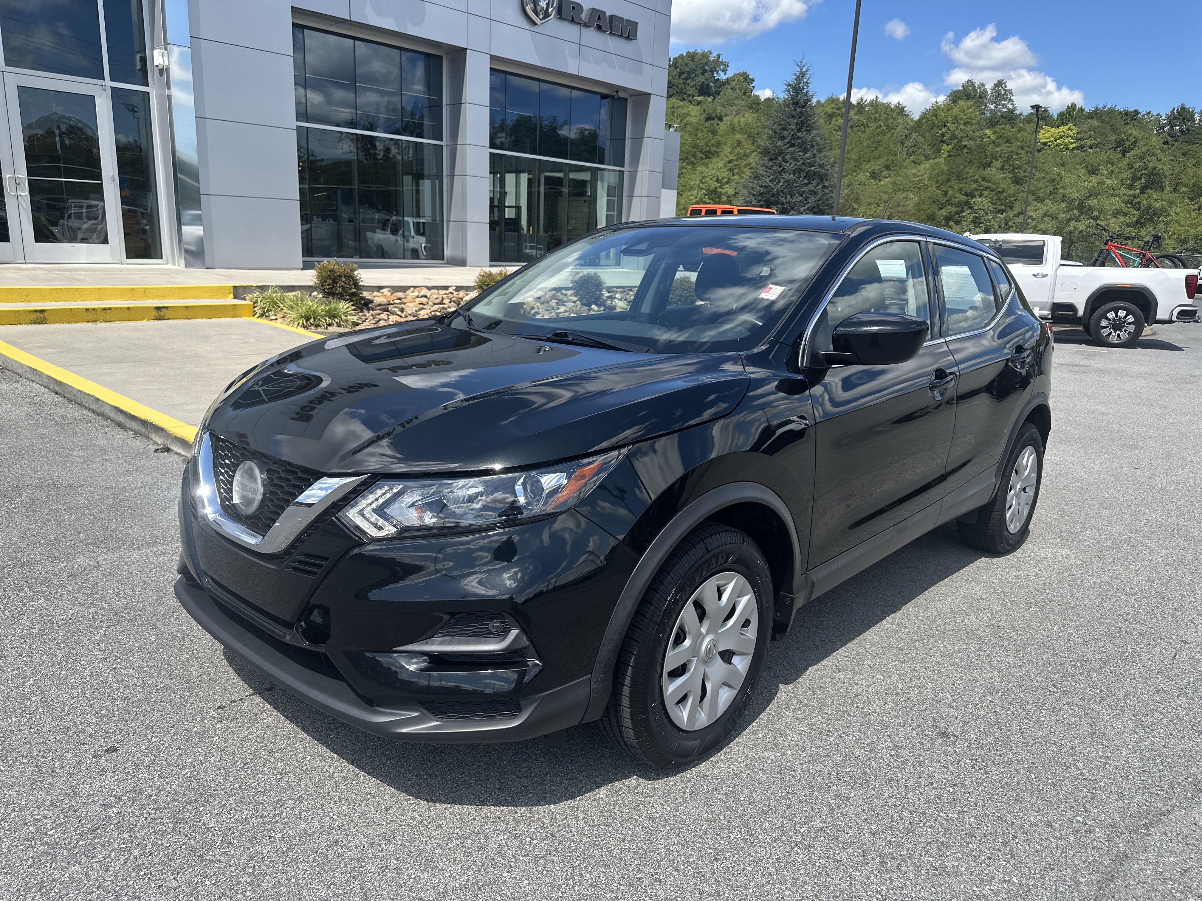 2020 Nissan Rogue Sport S FWD Xtronic CVT