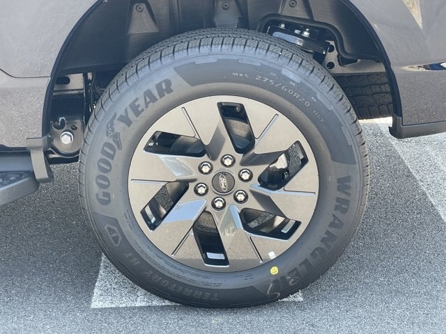 2025 Ford F-150 Lightning Lariat®