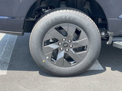 2025 Ford F-150 Lightning Lariat®