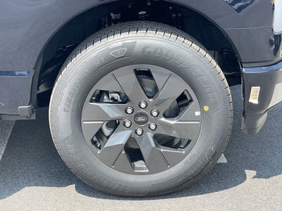 2025 Ford F-150 Lightning Lariat®