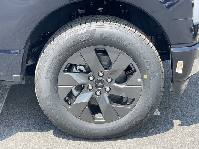 2025 Ford F-150 Lightning Lariat®