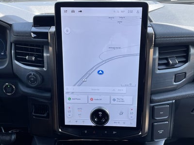 2025 Ford F-150 Lightning Lariat®