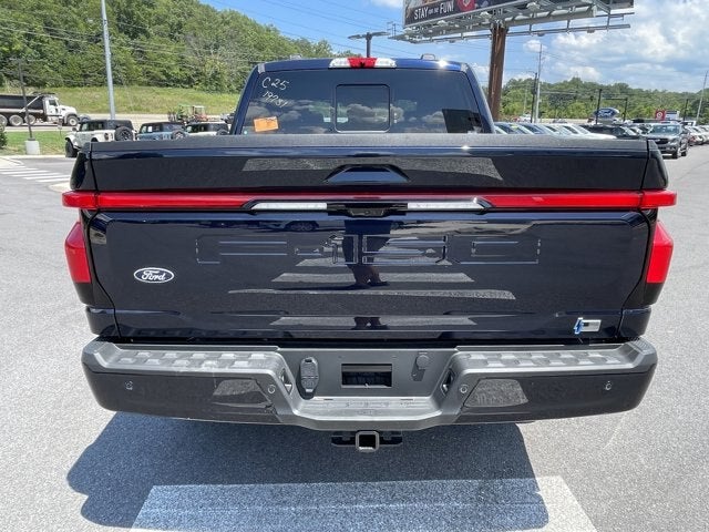 2025 Ford F-150 Lightning Lariat®