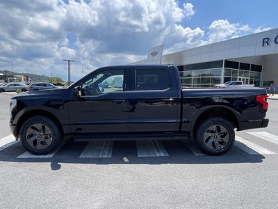 2025 Ford F-150 Lightning Lariat®